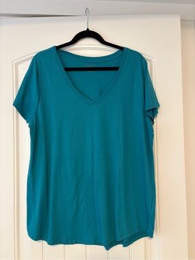 torrid Teal V-Neck Short Sleeve Top